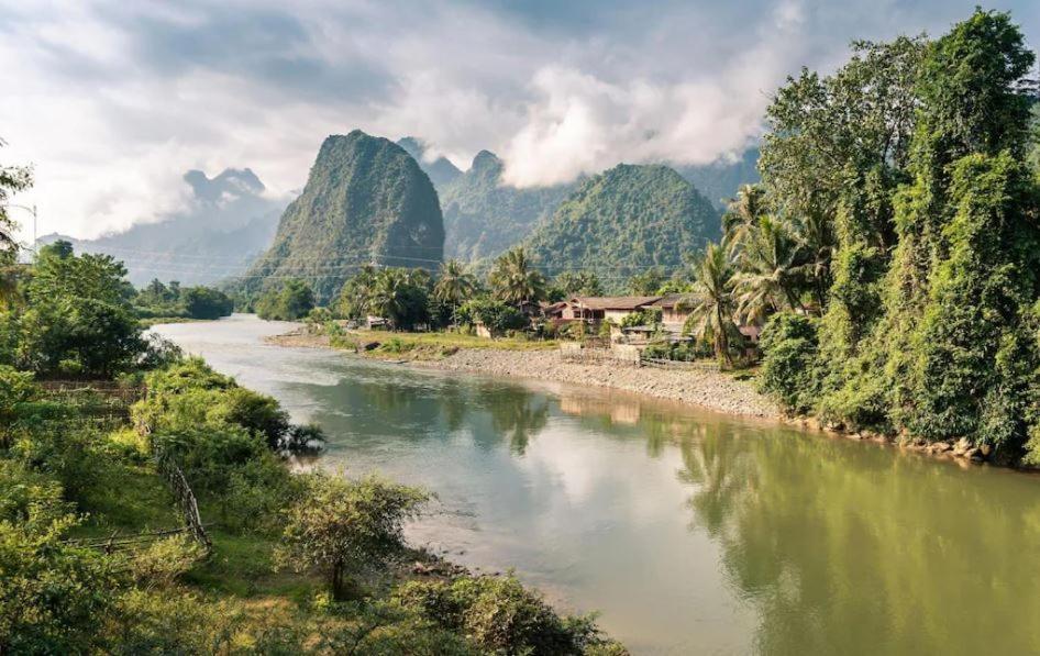 Vang Vieng Sunset Guesthouse & Restaurant Экстерьер фото